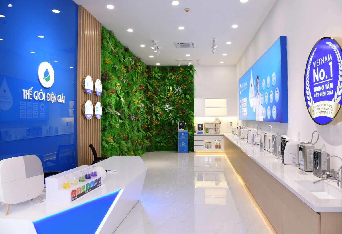 SOF-2026-00007-showroom-trai-nghiem-the-gioi-dien-giai-voi-hon-150-san-pham