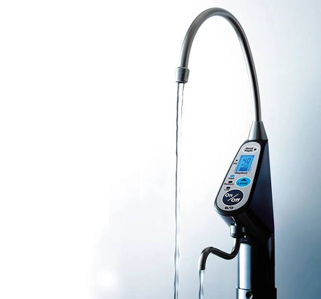 OSG NDX-303LMW sử dụng lõi lọc tinh thông minh, được cấu tạo từ 4 tầng lọc đảm bảo nước lọc đạt chuẩn uống trực tiếp tại vòi mà không cần đun sôi.