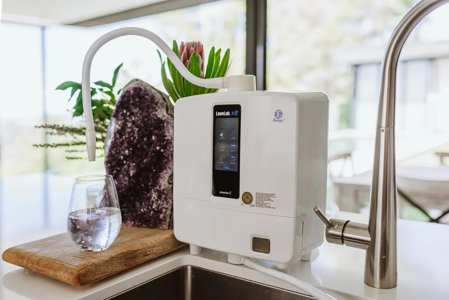 SOF-2025-01519-kangen-leveluk-k8-cua-thuong-hieu-kangen-enagic-la-mot-trong-nhung-dong-may-loc-nuoc-ion-kiem-cao-cap-duoc-ua-chuong-tai-hon-150-quoc-gia