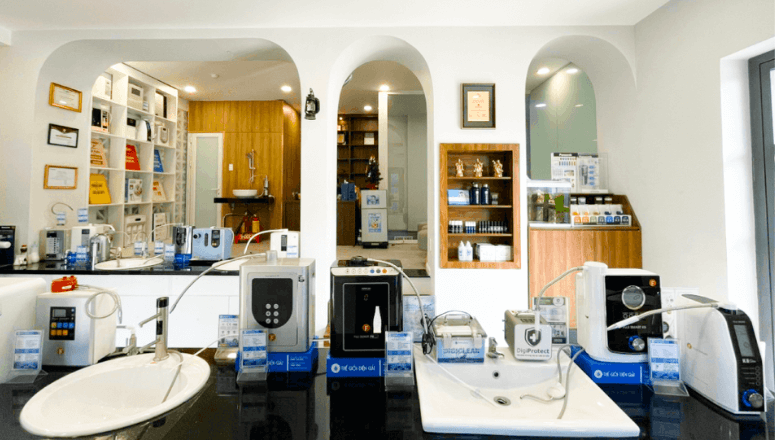 Showroom máy lọc nước điện giải ion kiềm Quận 7, TP.HCM sang trọng, trưng bày nhiều dòng máy