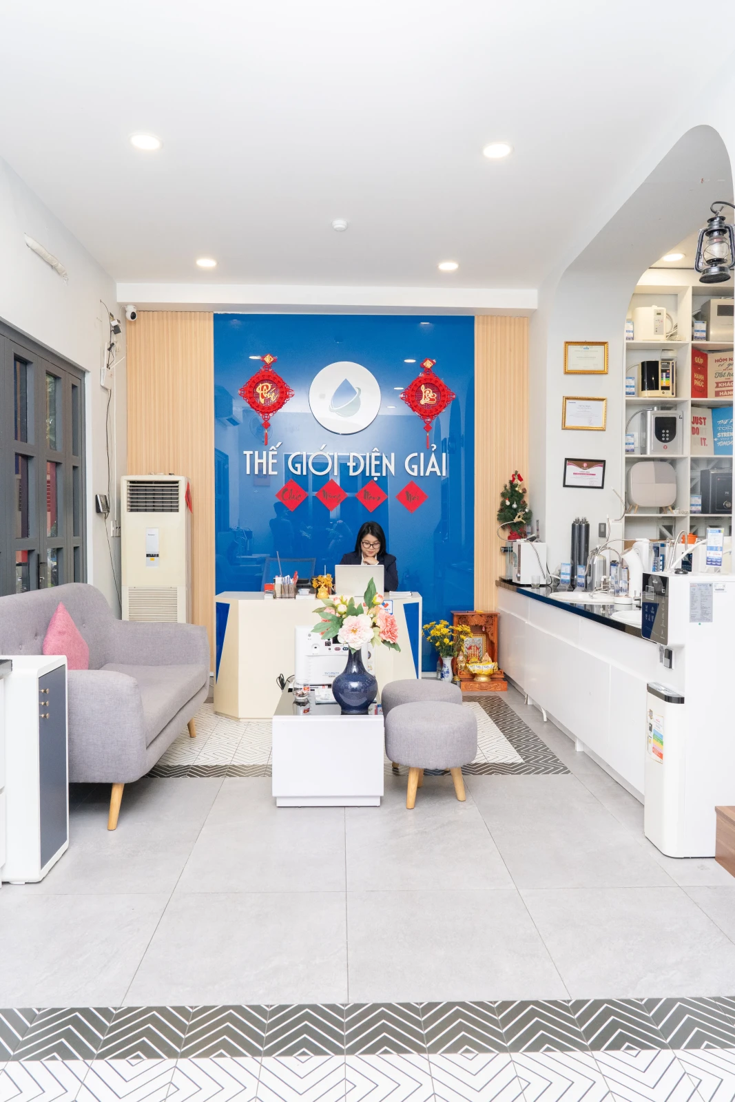 The-Gioi-Dien-Giai-Experience-Center-Tan-My-TP-HCM-toa-lac-tai-118A-Vo-Thi-Dang-Phuong-Tan-My-TP-HCM