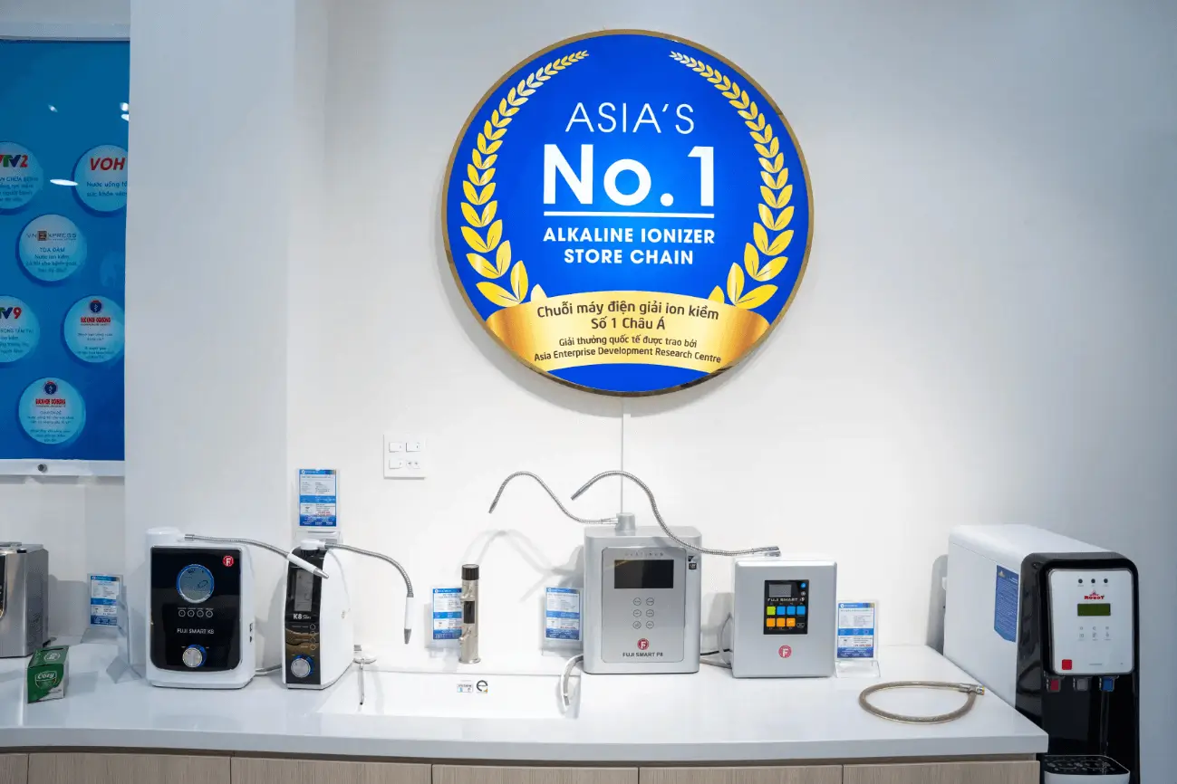 Không gian trưng bày các dòng sản phẩm máy lọc nước điện giải ion kiềm