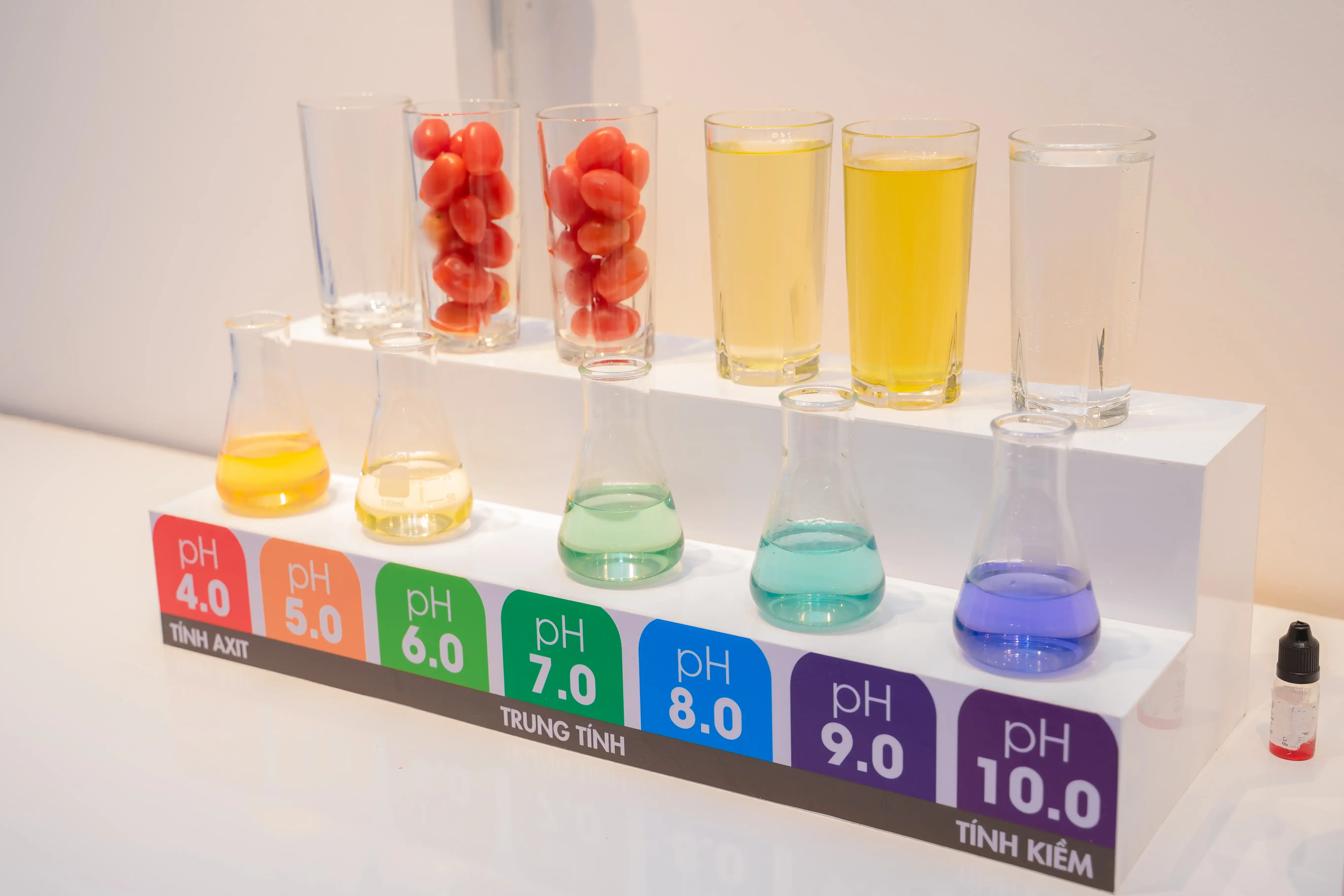 Khu vực kiểm tra độ pH của nước