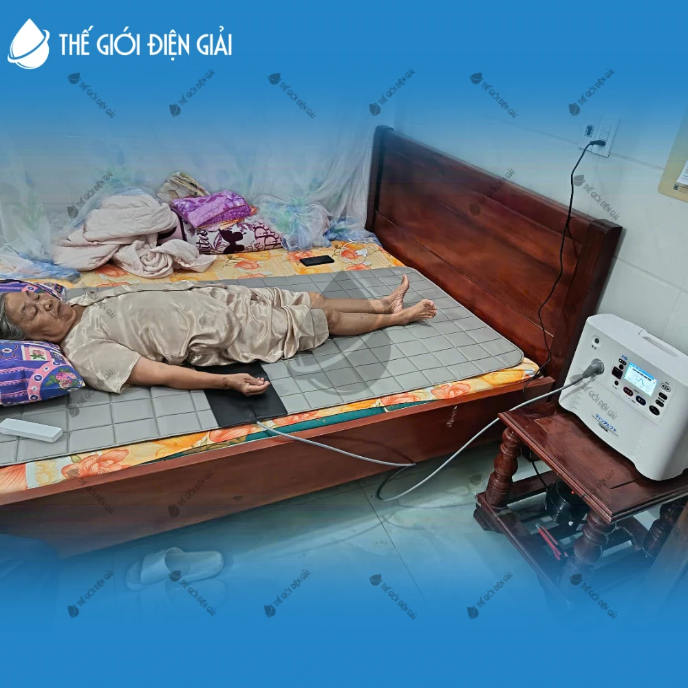 khach-cu-may-tri-lieu-dien-truong-fx-m14000-2