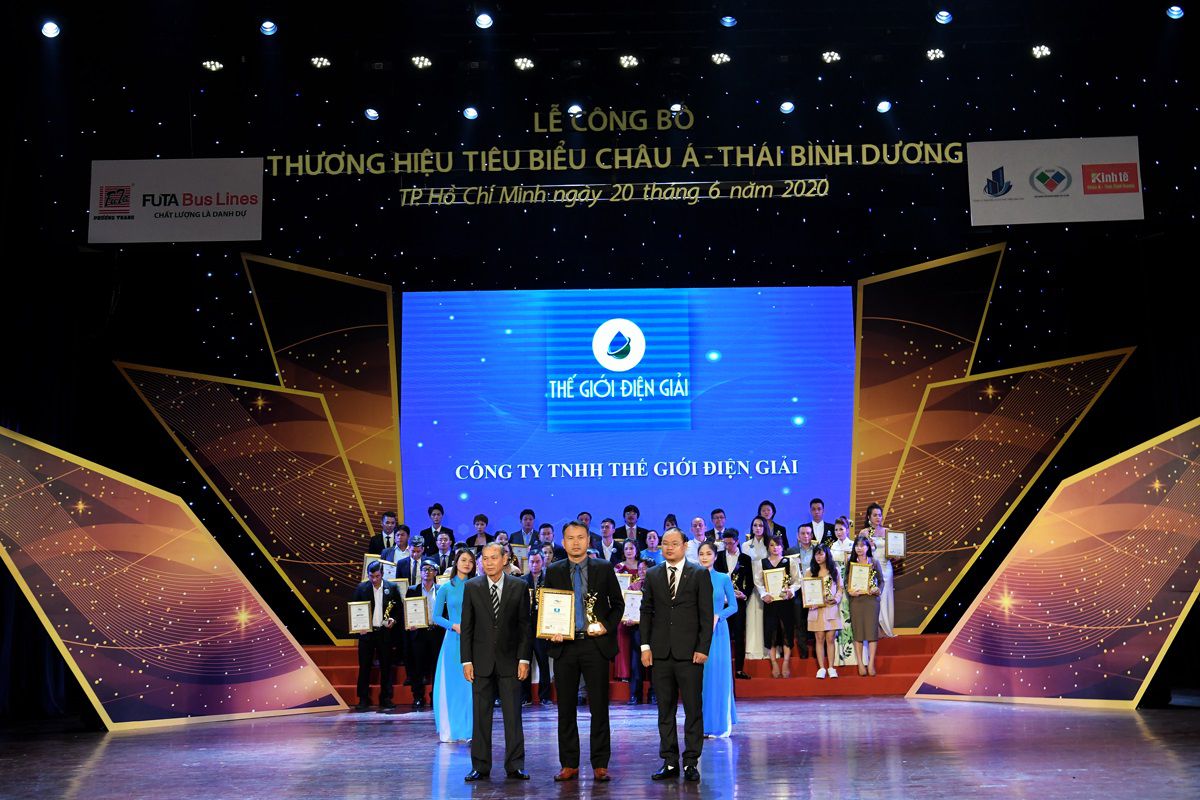 thegioidiengiai-nhan-thuong