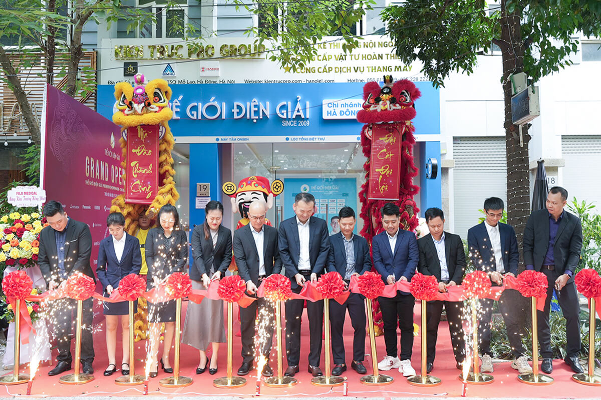 khai-truong-showroom-ha-dong